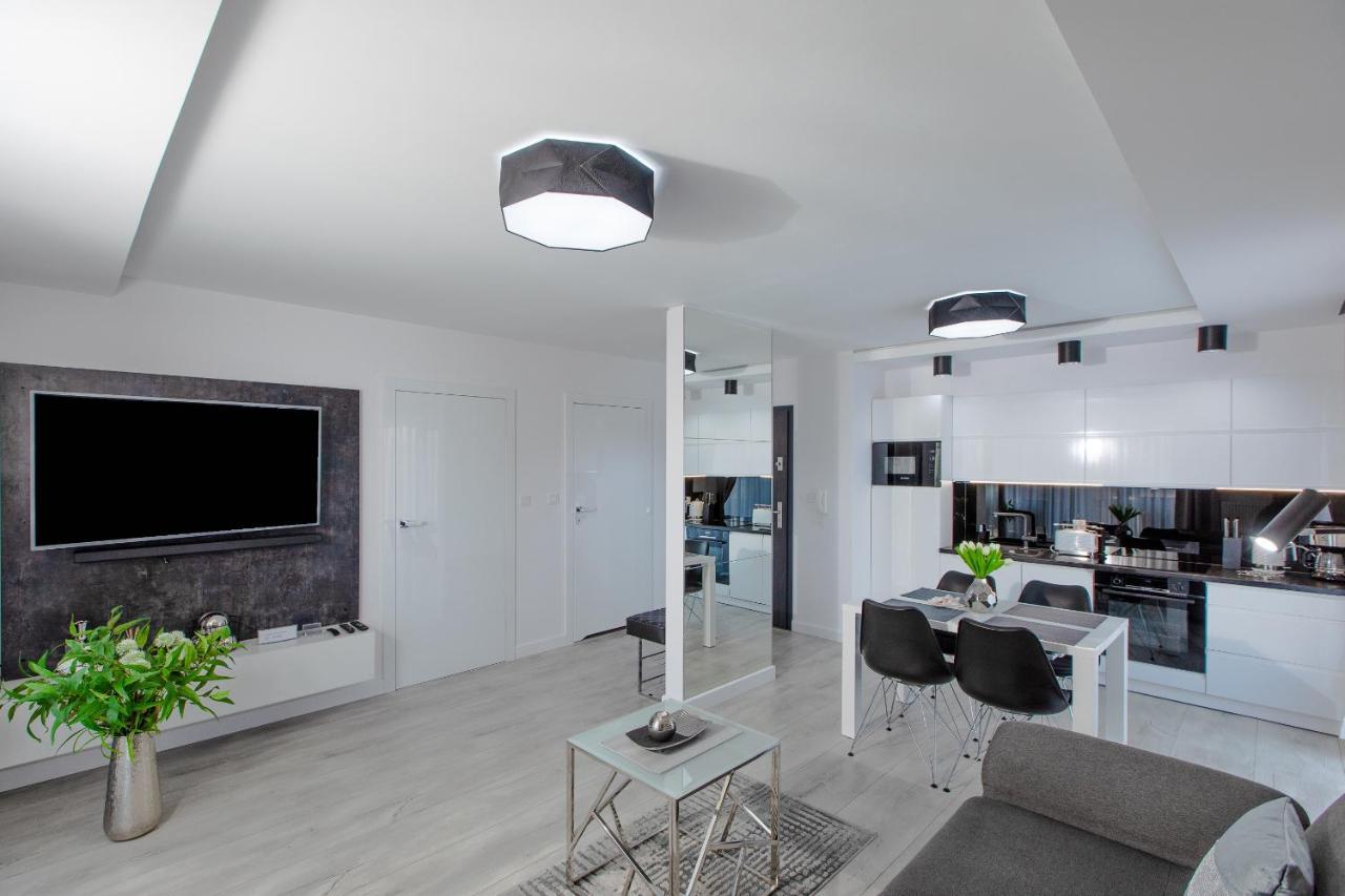 Apartament Linia Komfortu Gardenia Dziwnow Z Widokiem Na Morze Epapartamenty Εξωτερικό φωτογραφία