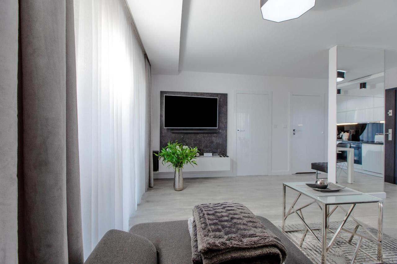 Apartament Linia Komfortu Gardenia Dziwnow Z Widokiem Na Morze Epapartamenty Εξωτερικό φωτογραφία