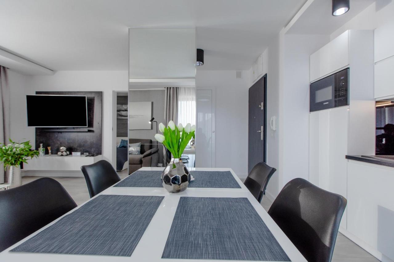 Apartament Linia Komfortu Gardenia Dziwnow Z Widokiem Na Morze Epapartamenty Εξωτερικό φωτογραφία