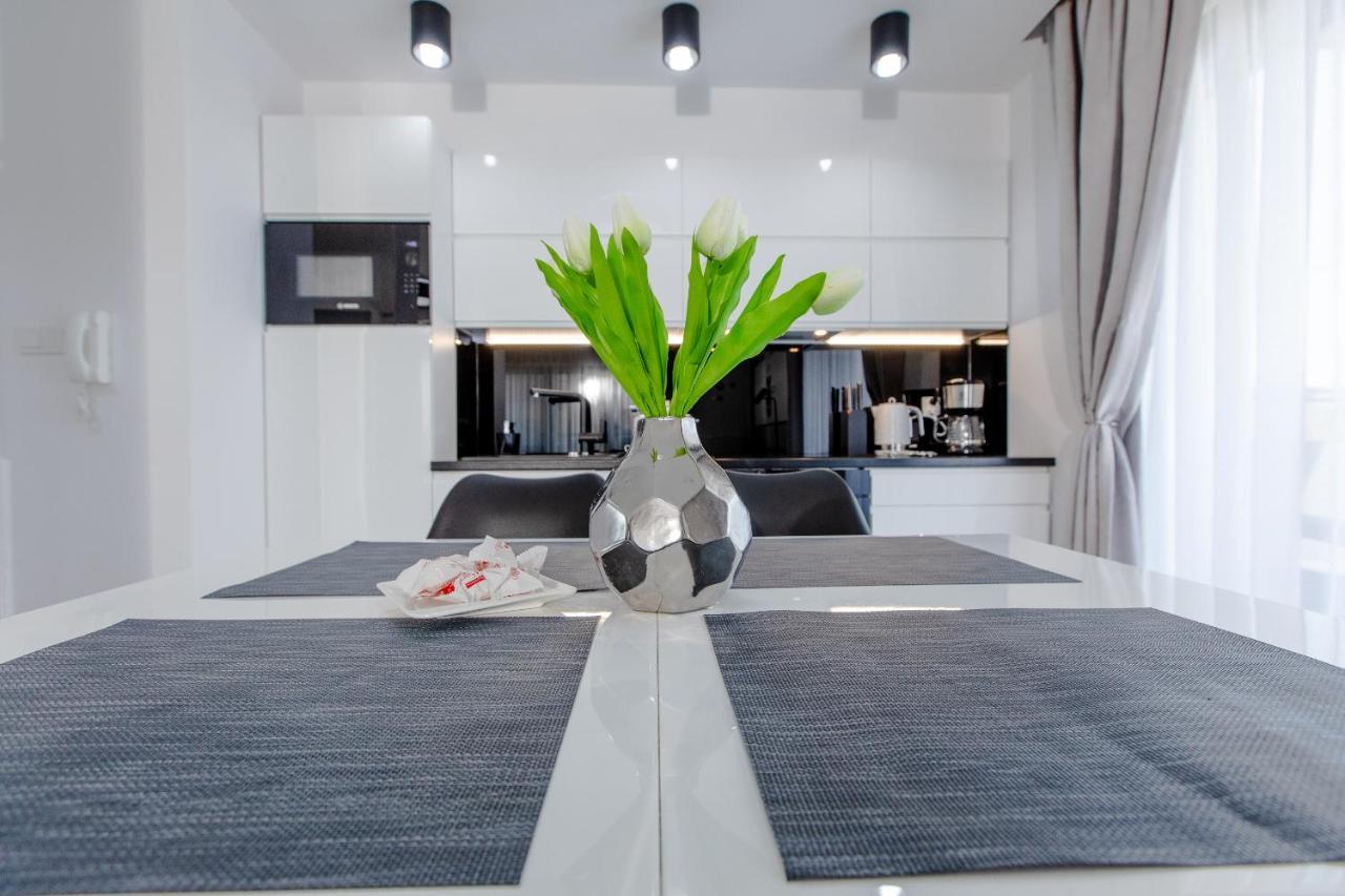 Apartament Linia Komfortu Gardenia Dziwnow Z Widokiem Na Morze Epapartamenty Εξωτερικό φωτογραφία