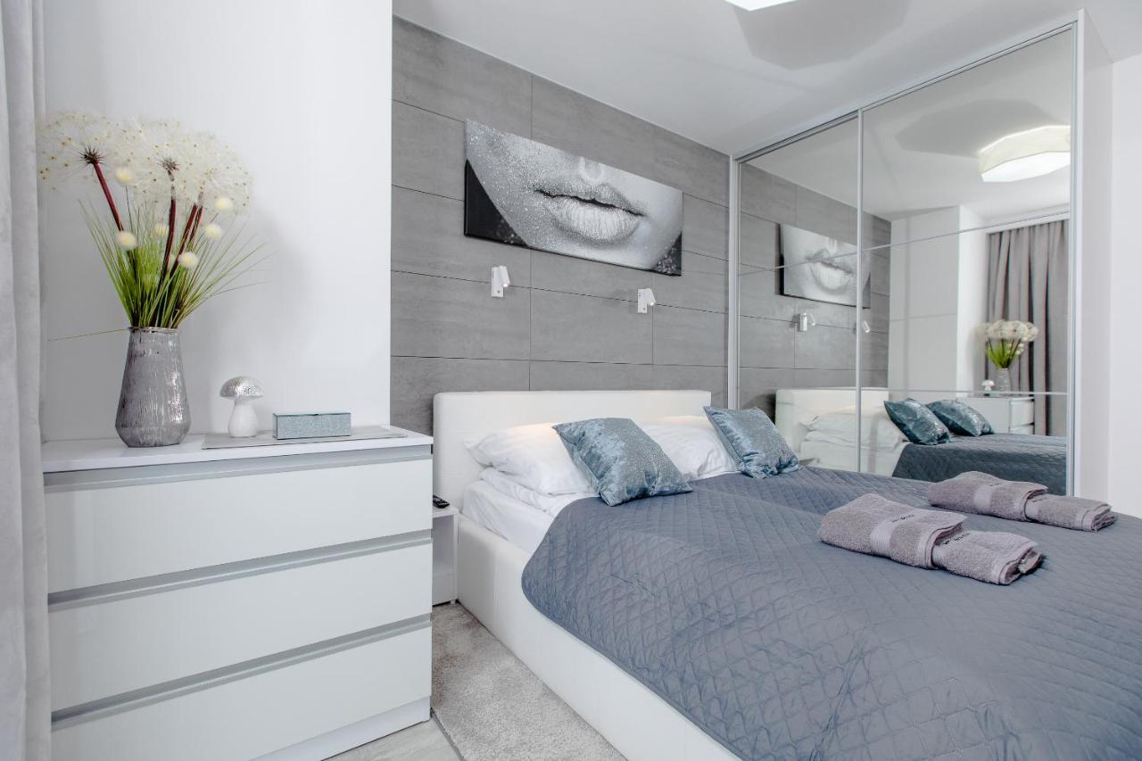 Apartament Linia Komfortu Gardenia Dziwnow Z Widokiem Na Morze Epapartamenty Εξωτερικό φωτογραφία